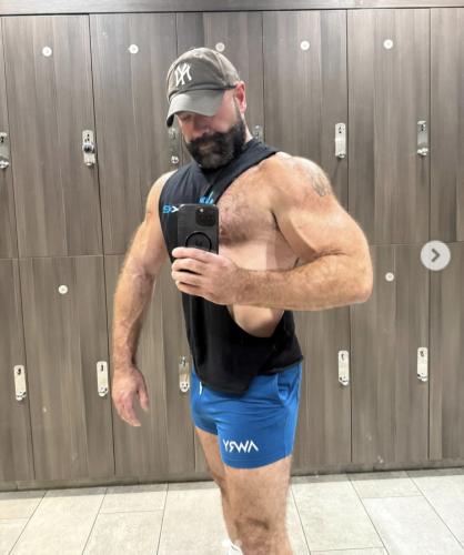 F3543627-F429-48C0-A860-A6DC3192195E