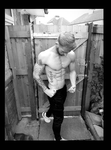 98df130acb123b8ea1f3cd479dd9c193