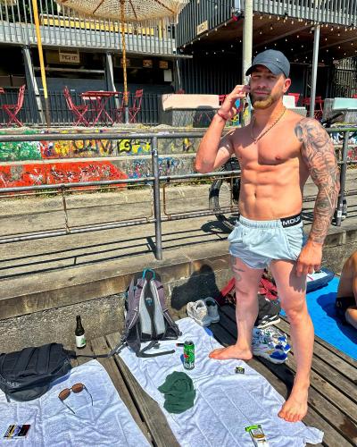 F9B0AA45-79E0-4721-A6C3-119F61B4FAF6