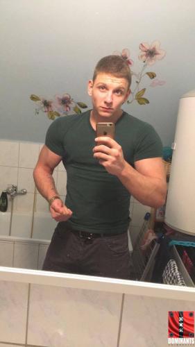 16388910_1574517922565661_1807501134_o