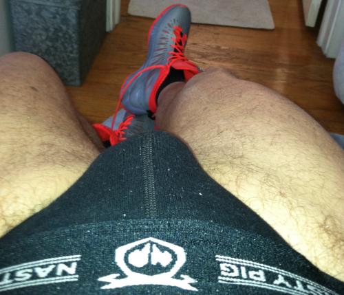 Kickin back4