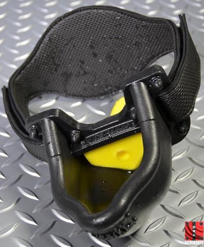 du-134153-oxballs-urinal-gag-13616