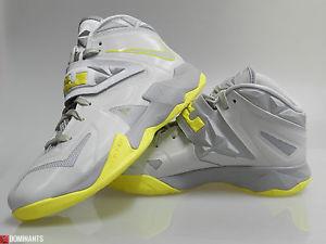 Nike Zoom Soldier VII - Pure Platinum Sonic Yellow