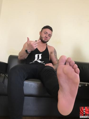 ^30226F2459926AABC2FDEFED2C7B38CC8D61F7E9F17012D0D8^pimgpsh_fullsize_distr