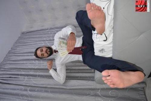 ^E6F9BB18D70FF647E8738D86C3A2FB921CA50E41F419C5AE4C^pimgpsh_fullsize_distr