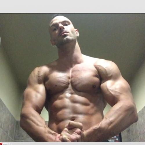 11083664_904663216257725_1606069222184647631_n