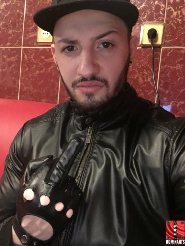 ^B0B26A87579A5C1645DD517CB1B16334F3DBB9EF982E4EF762^pimgpsh_fullsize_distr