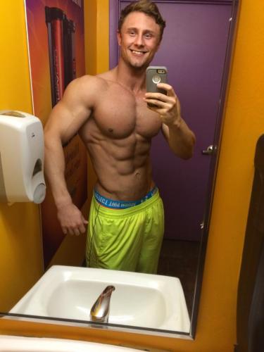 1011587_996117270403766_5378481575642043530_n