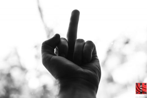 Middle-Finger-e1438037327705