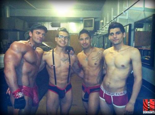 411_251921451611808_1293844122_n