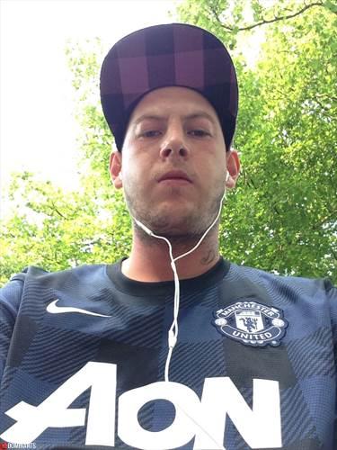 badfc2c0-ff14-4422-941d-29a7aa474a51