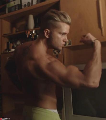 12179673_882830035134072_545291267_n