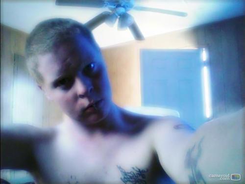 541641_395702300459130_1945701192_n