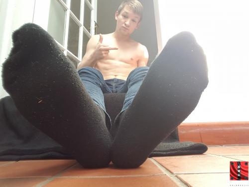 LICK MY SOCKS YOU WEAK LITTLE QUEER