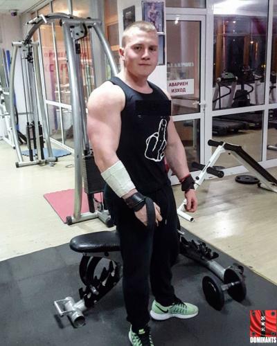 a84908725b387774a47515f7af2f7a26_500