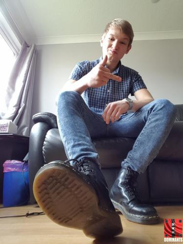 $ERVE UNDER MY BOOTS