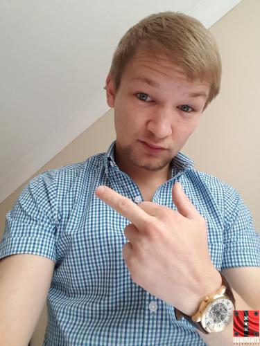 HAND IT OVER YOU FUCKING LOSER