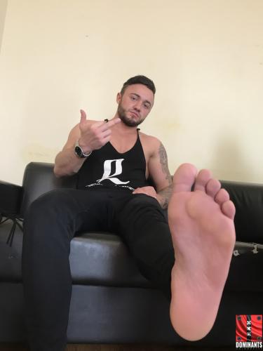 ^30226F2459926AABC2FDEFED2C7B38CC8D61F7E9F17012D0D8^pimgpsh_fullsize_distr