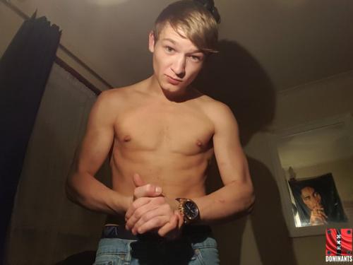 SNIFF POPPERS AND STARE 17th Feb 2016