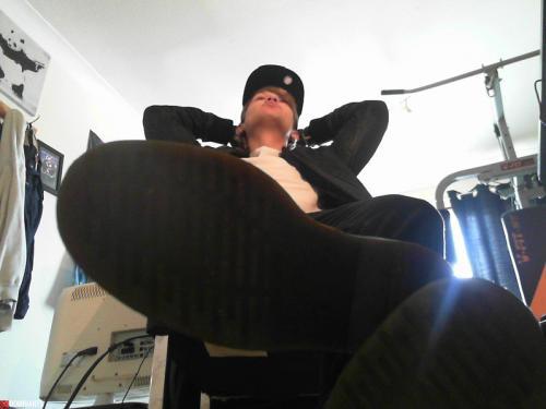 GODRelaxsThePIGLicks