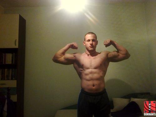 10255162_697303210325836_6763619240333957915_o