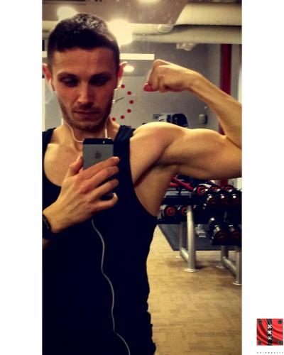 It_s__arms_day_at_the__gym___