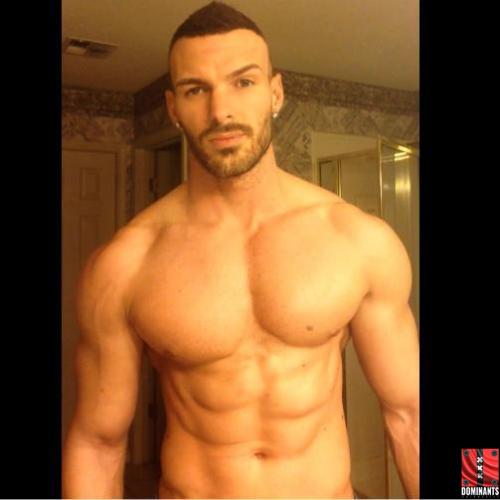 10468360_777333515657363_8784000279899414744_n