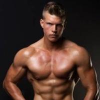 BlondeMusclegod