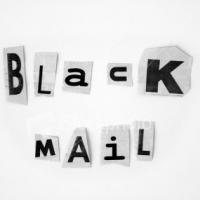 Slave572