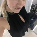 Dominiqueen