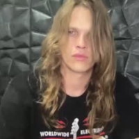 Max_Cums
