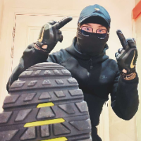 cagedscally