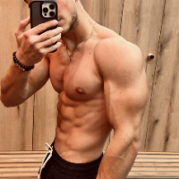 Kriss_muscle