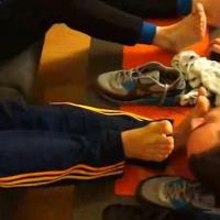 onknees