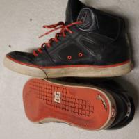 sneakerlicker