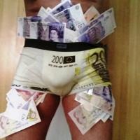 Dom Wrestler28