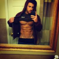 JohnnyBiceps
